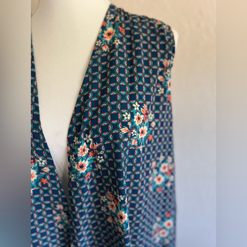 LULAROE JOY Floral Printed Long Kimono Vest EUC - Picture 3 of 12